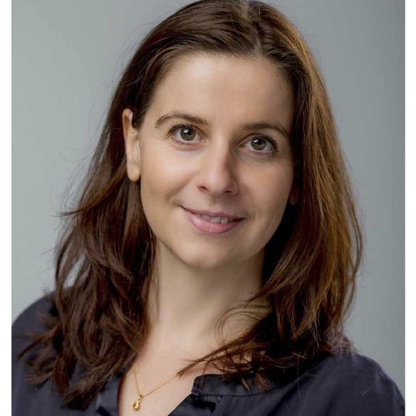 Portrait-Dr-Stefanie-Buehn